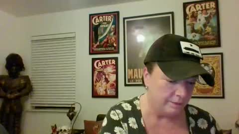 Snapshot of wendycu chatting on 10, 10, 2025 WendyCU online show from 10, 10, 2025