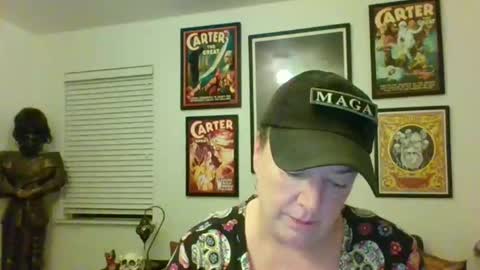 Snapshot of wendycu chatting on 19, 10, 2025 WendyCU online show from 19, 10, 2025