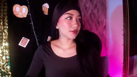 WEN SHENG online show from 15, 9, 2025