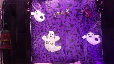 WEN SHENG online show from 26, 10, 2025