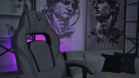 little girl who is always rightLisa online show from 23, 2, 2026