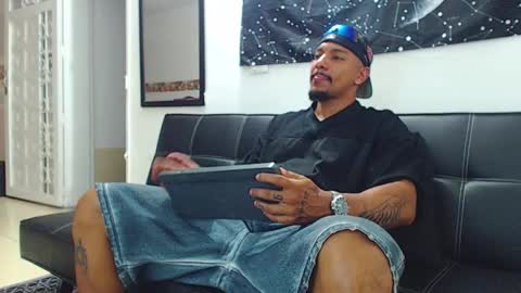 Snapshot of wesleyrogger chatting on 9, 11, 2025 Wesley Rogger online show from 9, 11, 2025