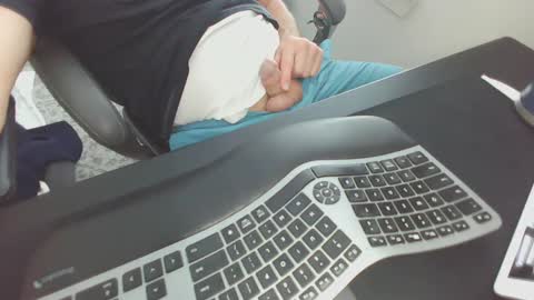 Snapshot of westernhimtim chatting on 2, 1, 2025 westernhimtim online show from 2, 1, 2025