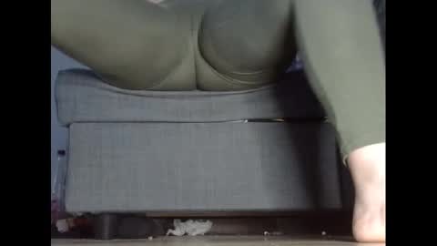 Snapshot of wet_pants2022 chatting on 25, 2, 2025 wet_pants2022 online show from 25, 2, 2025