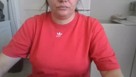 Snapshot of wet_pants2022 chatting on 16, 10, 2025 wet_pants2022 online show from 16, 10, 2025