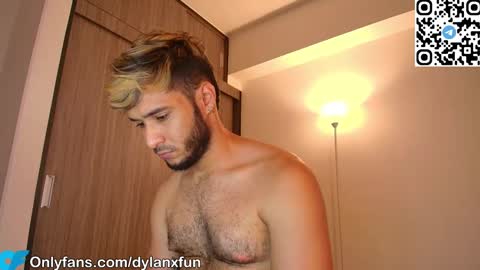 Snapshot of wetbubble chatting on 22, 9, 2025 Mia and Dylan online show from 22, 9, 2025