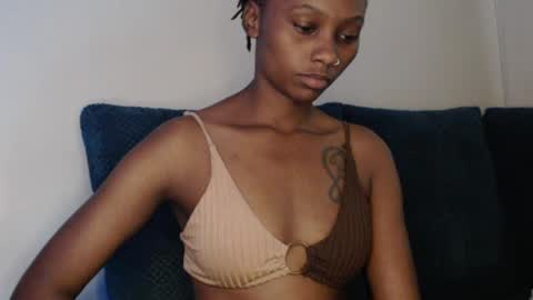 Snapshot of wetfreakym chatting on 17, 7, 2026 Bella online show from 17, 7, 2026