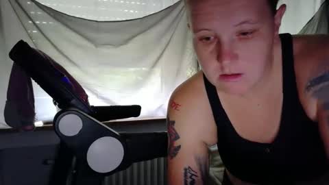 Snapshot of wetgerman2 chatting on 23, 9, 2025 Wetgerman online show from 23, 9, 2025