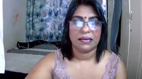 Snapshot of wetindian1971 chatting on 25, 7, 2026 kavita online show from 25, 7, 2026