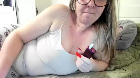 Snapshot of wetladyjoy chatting on 11, 3, 2025 Amy online show from 11, 3, 2025