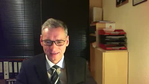 Snapshot of wetsuitedman chatting on 14, 12, 2025 Franz online show from 14, 12, 2025