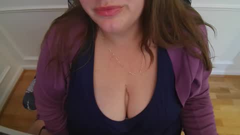 Snapshot of wetwordsonly chatting on 11, 11, 2025 WetWordsOnly online show from 11, 11, 2025