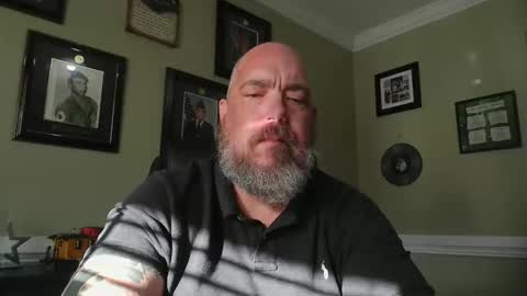 Snapshot of wguytonga chatting on 5, 1, 2026 wguytonga online show from 5, 1, 2026