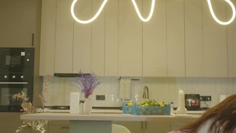 Naomi online show from 27, 10, 2025