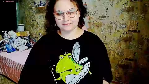 whisperinthedarkk online show from 10, 9, 2025