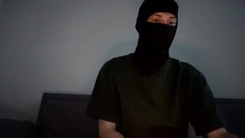 whispero_o online show from 25, 10, 2025