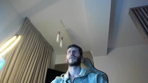 Michael online show from 24, 4, 2026