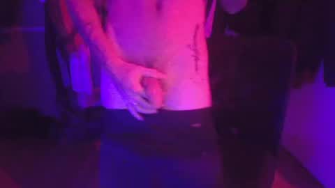 Snapshot of whispersonhickory chatting on 18, 12, 2024 whispersonhickory online show from 18, 12, 2024