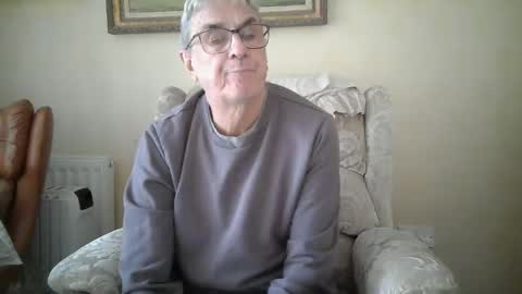 Snapshot of whitebriefs009 chatting on 22, 9, 2025 whitebriefs009 online show from 22, 9, 2025