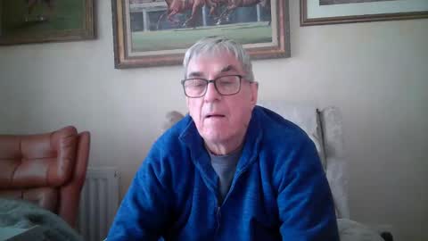 whitebriefs009 online show from 7, 1, 2026