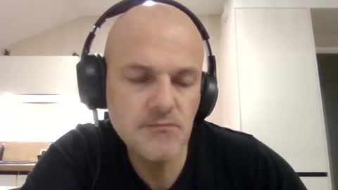 Snapshot of whiteeaglesrb chatting on 23, 10, 2025 whiteeaglesrb online show from 23, 10, 2025