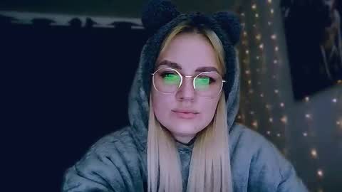 whitehex666 online show from 18, 1, 2026