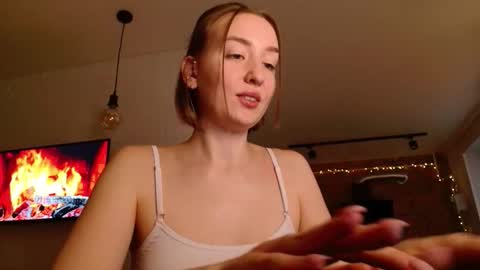 You wont find me here on Saturdays and Sundays  online show from 19, 11, 2025