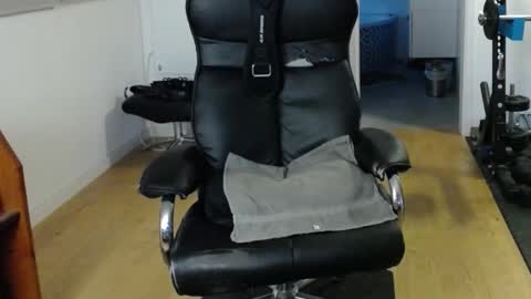 whiterabbit_86 online show from 19, 12, 2024