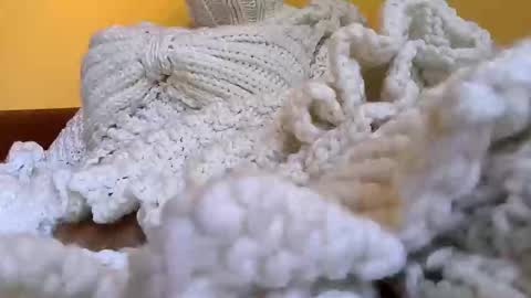 Snapshot of whitesweater chatting on 10, 6, 2026 whitesweater online show from 10, 6, 2026