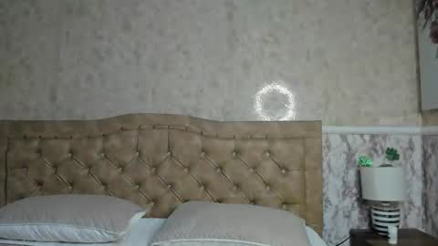 Snapshot of whitneybrown_ chatting on 2, 4, 2026 Whitney online show from 2, 4, 2026