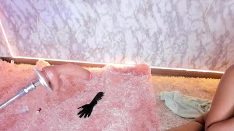 whitneyyfox online show from 2, 3, 2025