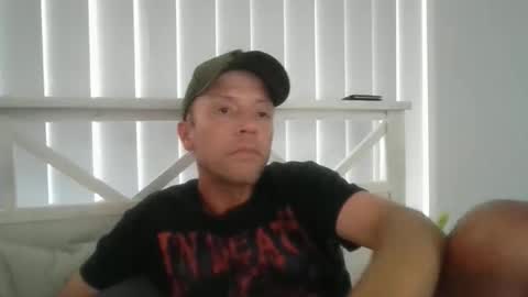 Snapshot of whoeveryouwantmetobe666 chatting on 7, 10, 2025 whoeveryouwantmetobe666 online show from 7, 10, 2025