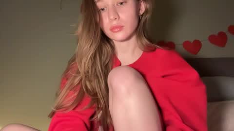 Alisa online show from 19, 12, 2024