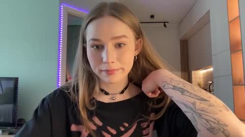 Alisa online show from 22, 12, 2024