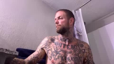 whyteboi8989 online show from 11, 9, 2025