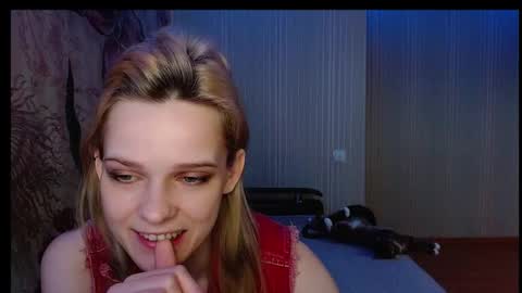 Snapshot of wicky_hey chatting on 26, 9, 2025 Victoria online show from 26, 9, 2025