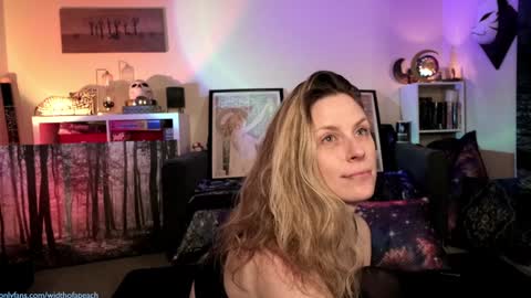 Gretchen  Jimmy online show from 4, 2, 2025