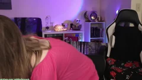 Snapshot of widthofapeach chatting on 13, 2, 2026 Gretchen Jimmy online show from 13, 2, 2026