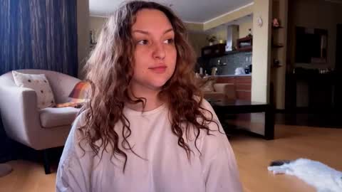 Snapshot of wievin chatting on 24, 10, 2025 VI online show from 24, 10, 2025