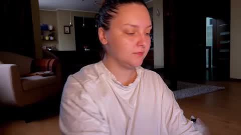 Snapshot of wievin chatting on 17, 11, 2025 VI online show from 17, 11, 2025