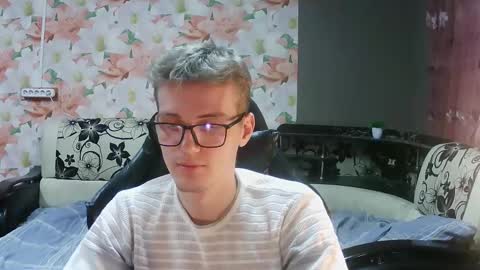 Snapshot of wiiinkyyy chatting on 22, 12, 2025 wiiinkyyy online show from 22, 12, 2025