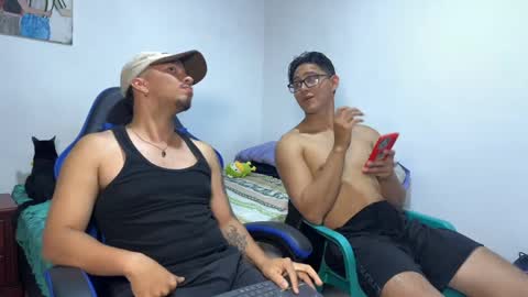 wild_cowboyy online show from 14, 4, 2026