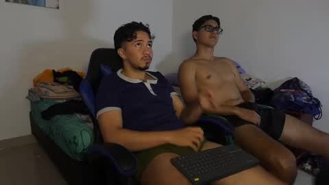 wild_cowboyy online show from 14, 4, 2026