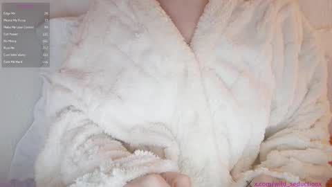 Snapshot of wild_seduction chatting on 1, 2, 2026 Ella online show from 1, 2, 2026
