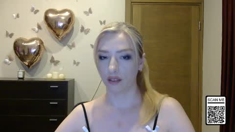 Snapshot of wild_silk_desire chatting on 9, 6, 2026 Alina online show from 9, 6, 2026