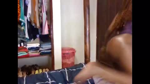 wild_slutty_ebony online show from 5, 4, 2026