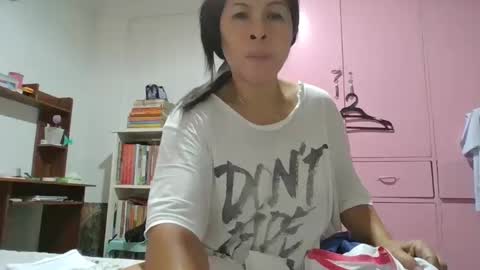 Snapshot of wildbrownchick69 chatting on 19, 1, 2025 WildChick online show from 19, 1, 2025