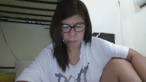 Snapshot of wildbrownchick69 chatting on 14, 2, 2025 WildChick online show from 14, 2, 2025