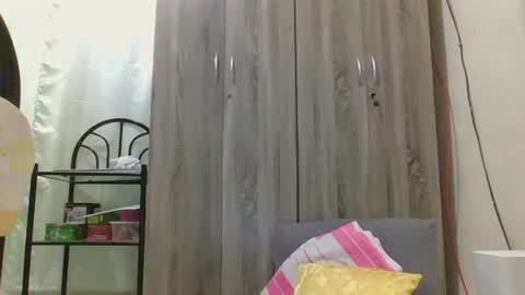 Snapshot of wildbrownchick69 chatting on 15, 2, 2025 WildChick online show from 15, 2, 2025