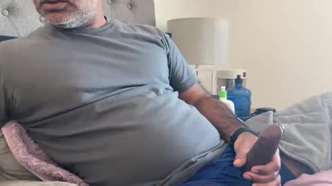 Snapshot of wildhungry chatting on 2, 1, 2025 wildhungry online show from 2, 1, 2025